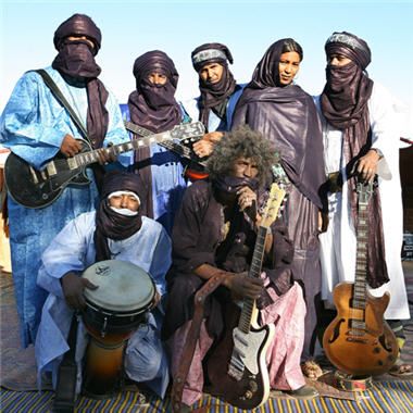 tinariwen-un97bf-2175c.jpg